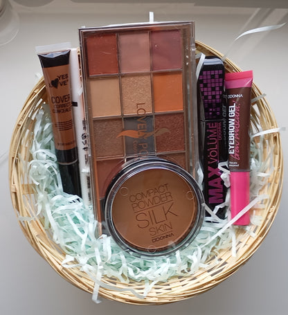 Box mystère 6 produits (peau foncée)